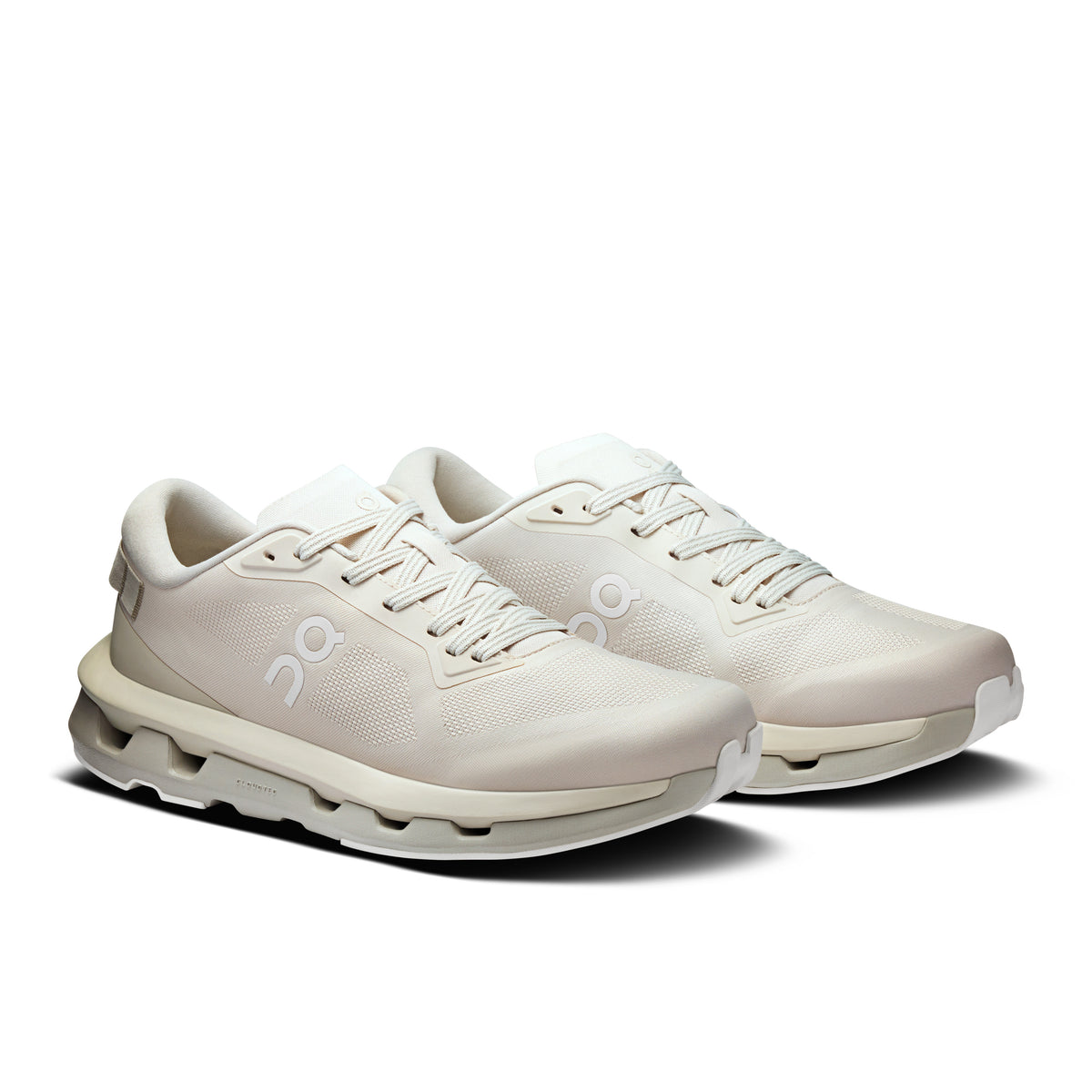 On Cloudzone - Women's in Pearl / Truffle - view 6
