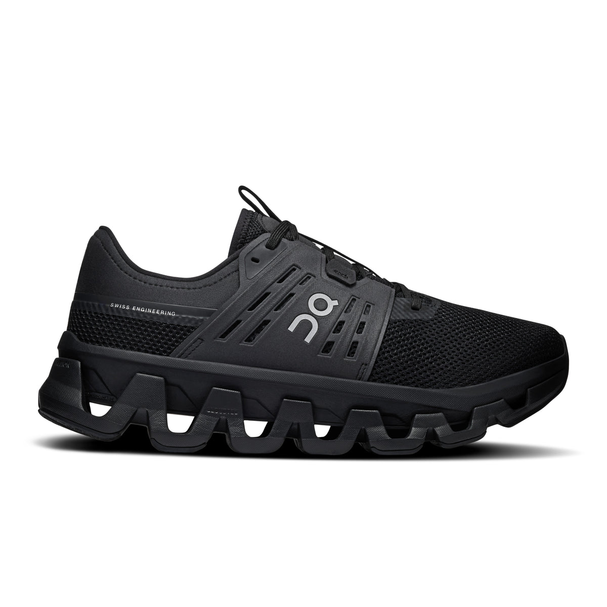 On Cloudswift Amp - Men's in Black / Silver - primary view