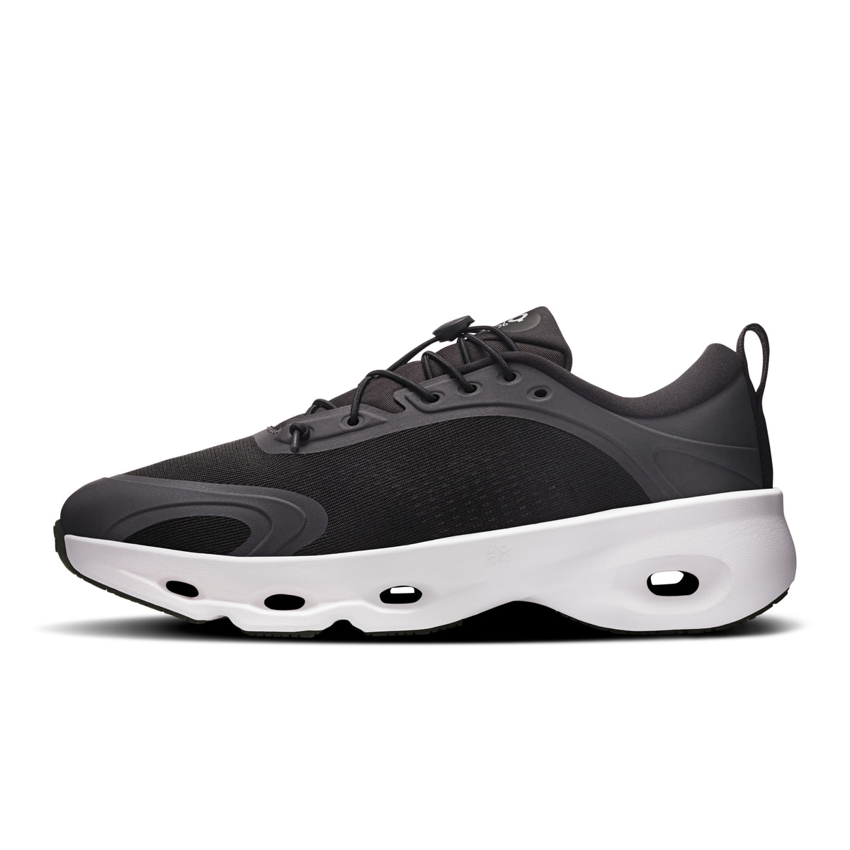 On Cloudsolo LOEWE - Women's in Black / White - view 4