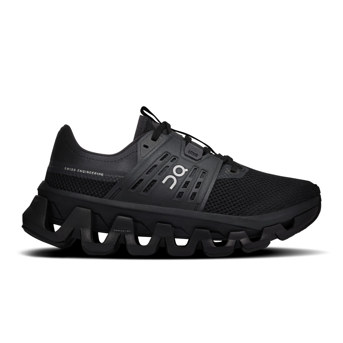 On Cloudswift Amp - Women's in Black / Silver - primary view