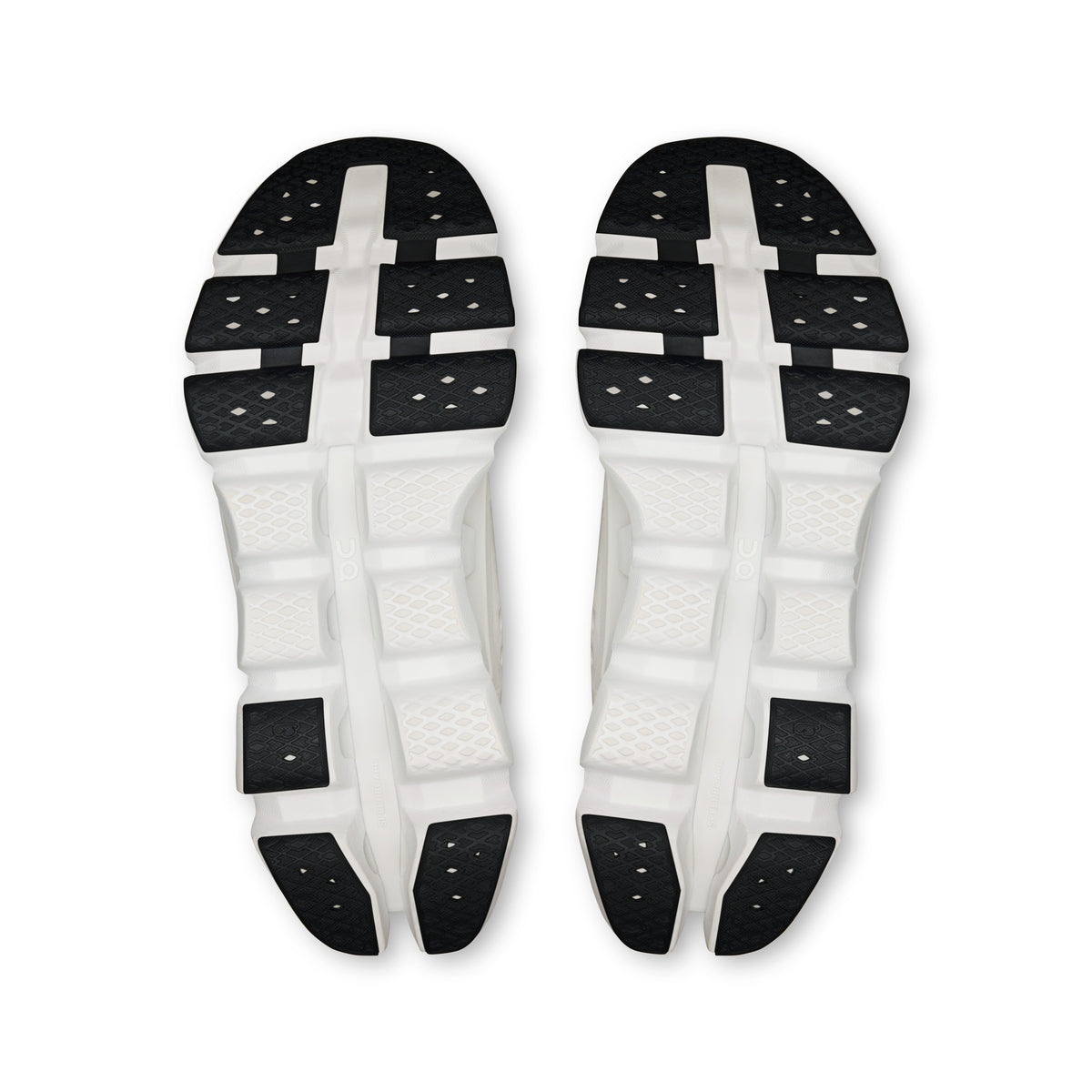 On Cloudswift Amp - Women's in White / White - view 3