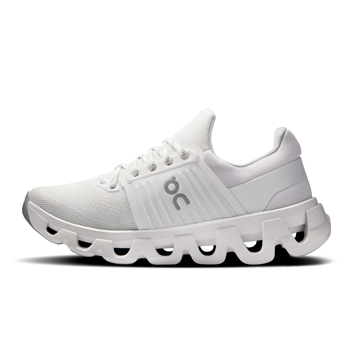 On Cloudswift 4 AD - Women's in White / White - view 4