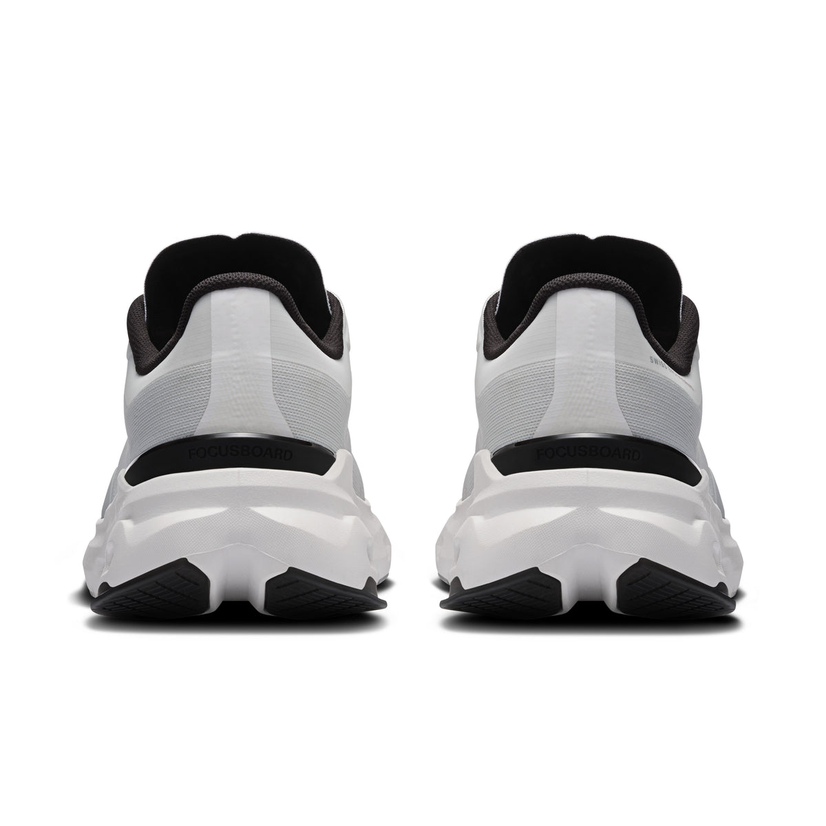 On Cloudpulse 2 - Men's in White / Black - view 5