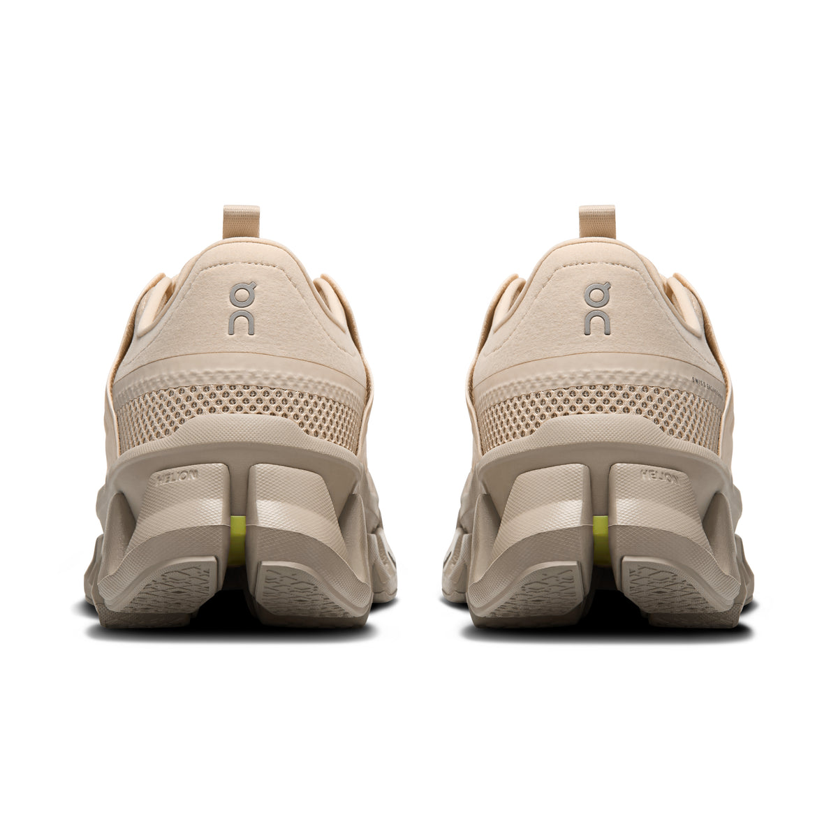 On Cloudswift Amp - Women's in Sand / Desert - view 5