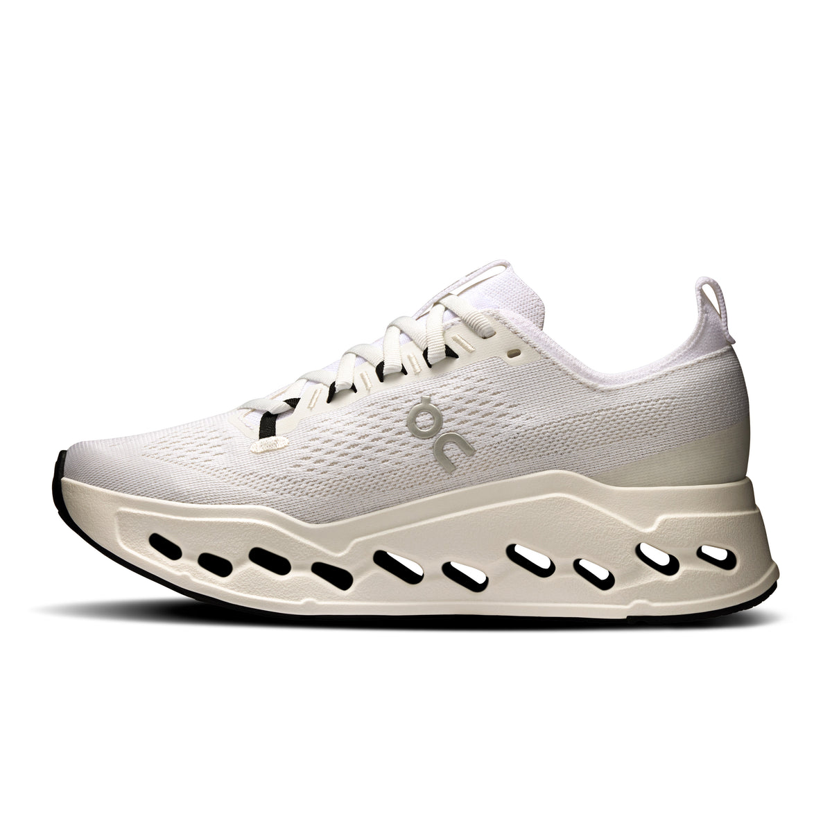 On Cloudsurfer Max Wide - Women's in White / White - view 4