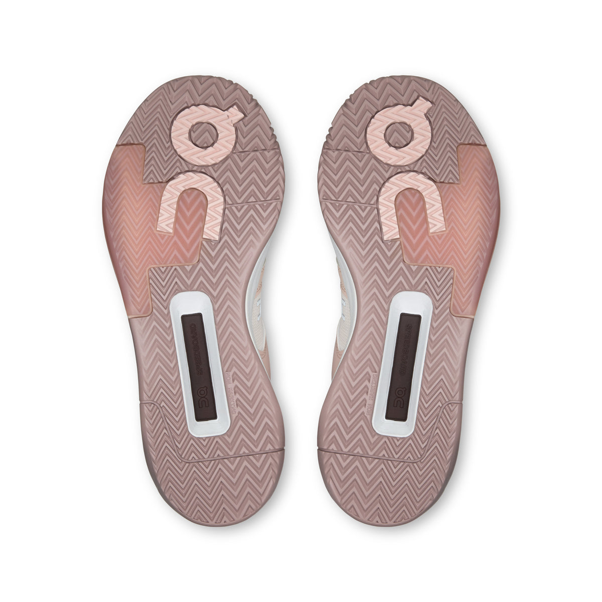 On THE ROGER Clubhouse Pro 2 Clay - Women's in Oyster / Doe - view 3