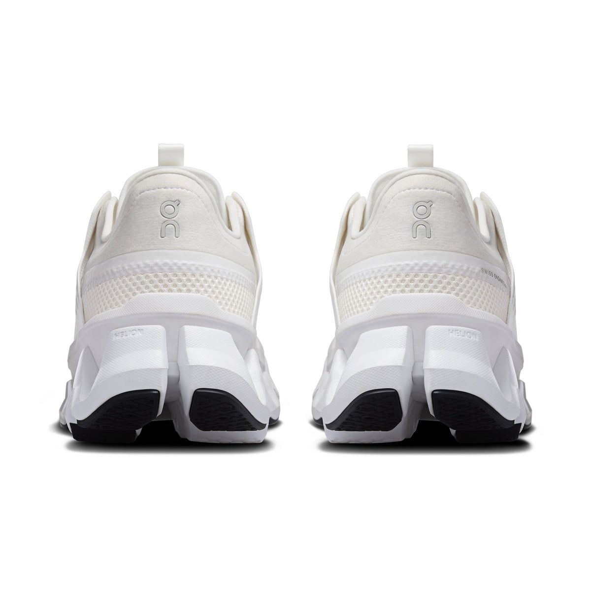 On Cloudswift Amp - Women's in White / White - view 5