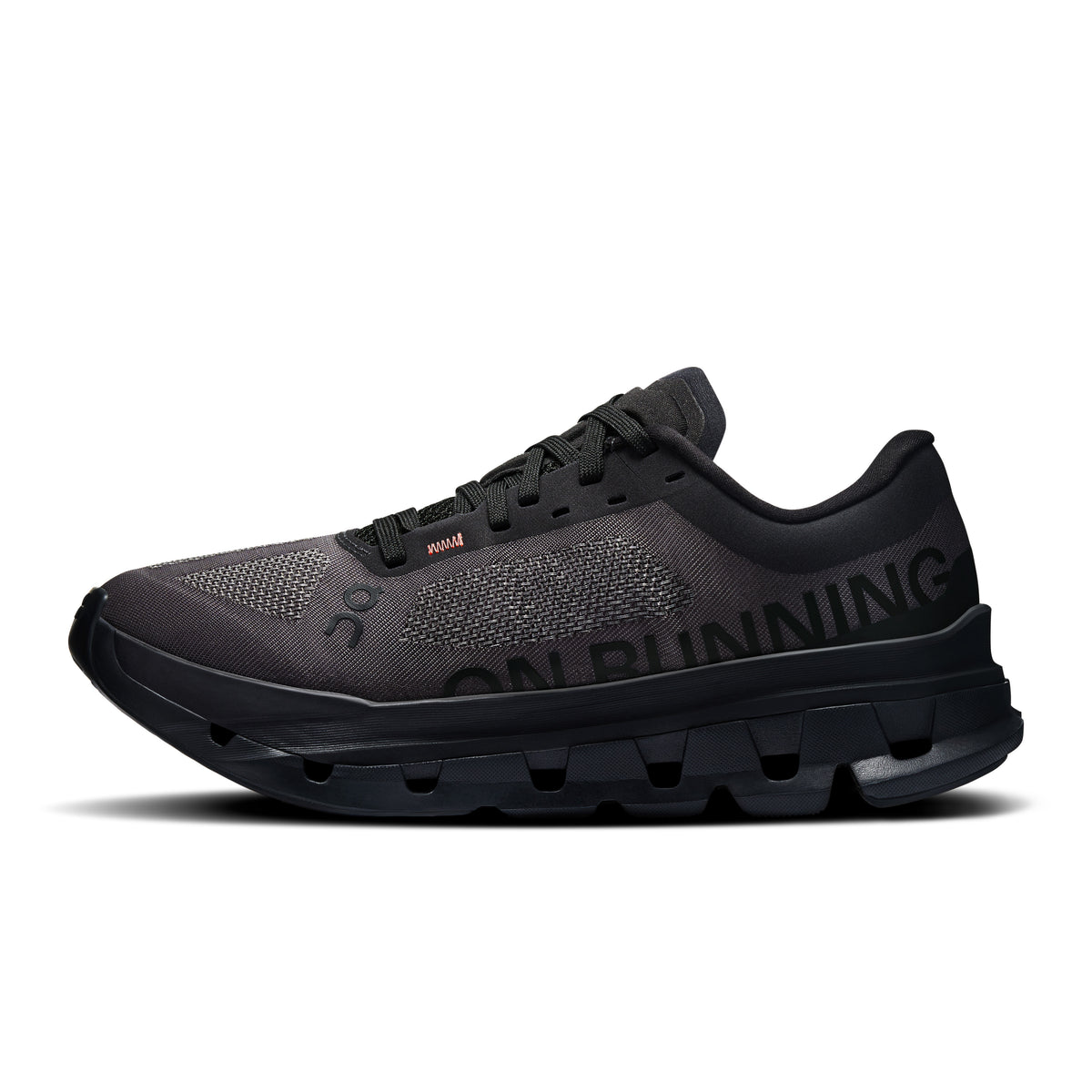On Cloudflow 5 - Women's in Black / Black - view 4