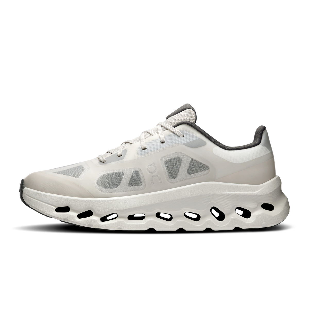 On Cloudtilt Remix - Women's in Alloy / Ivory - view 4
