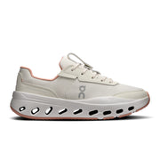 On THE ROGER Wildcard - Women's in Dew / Argil - primary view