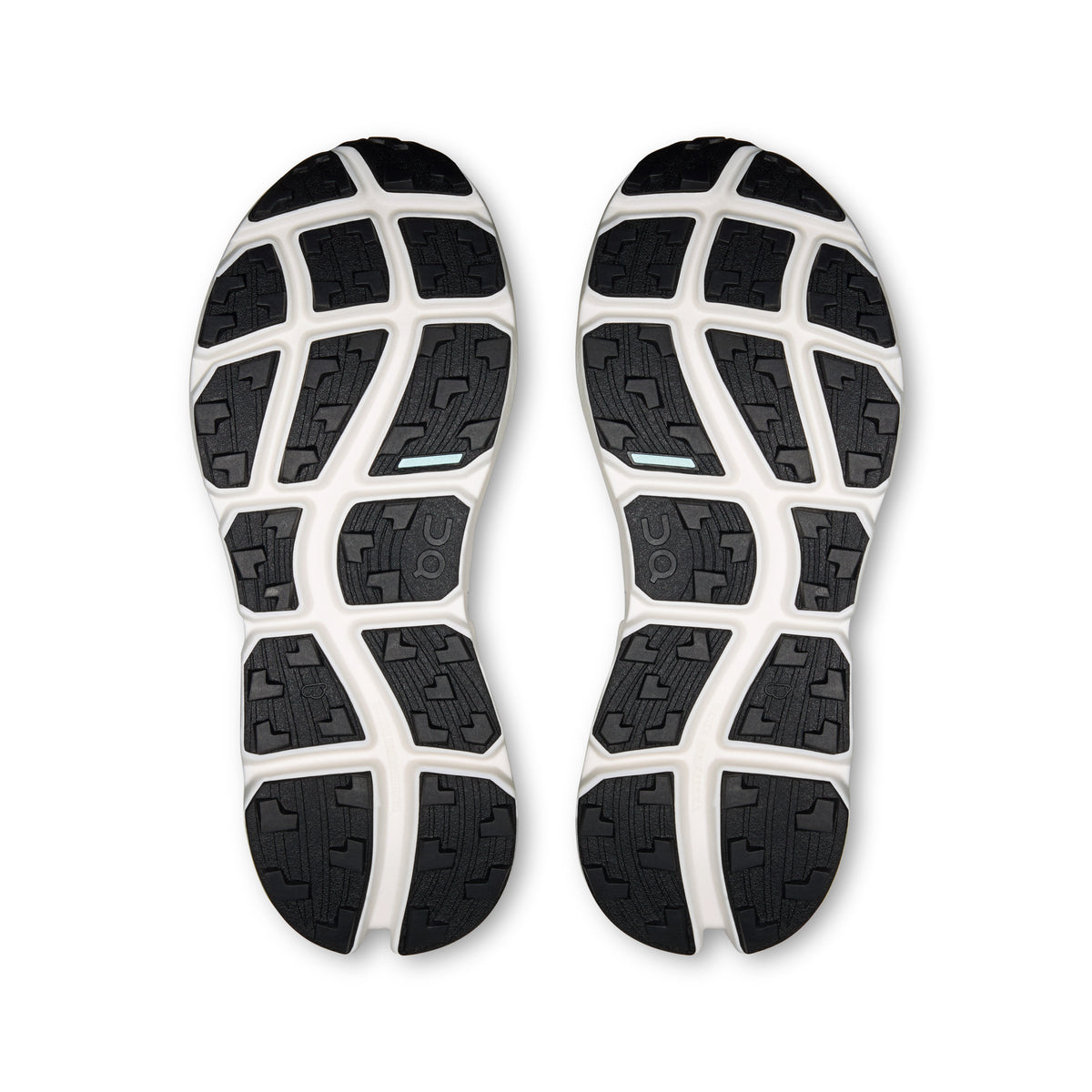 On Cloudsoma - Women's in White / White - view 3