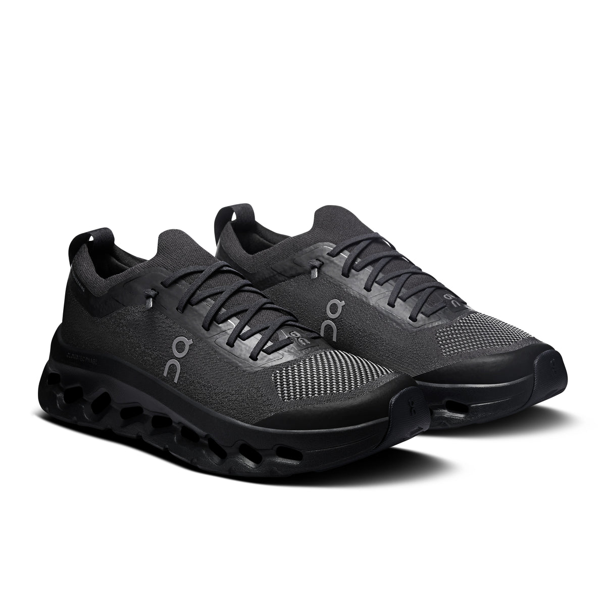On Cloudtilt Moon - Women's in Black / Black - view 6