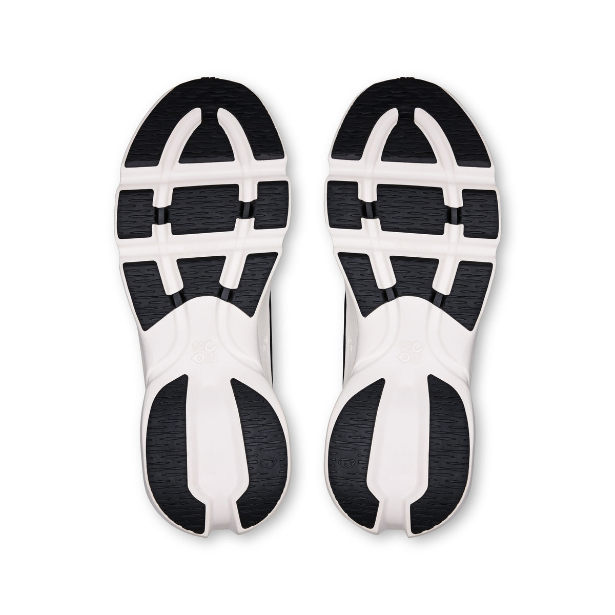 On Cloudsolo LOEWE - Men's in Black / Eggshell - view 3