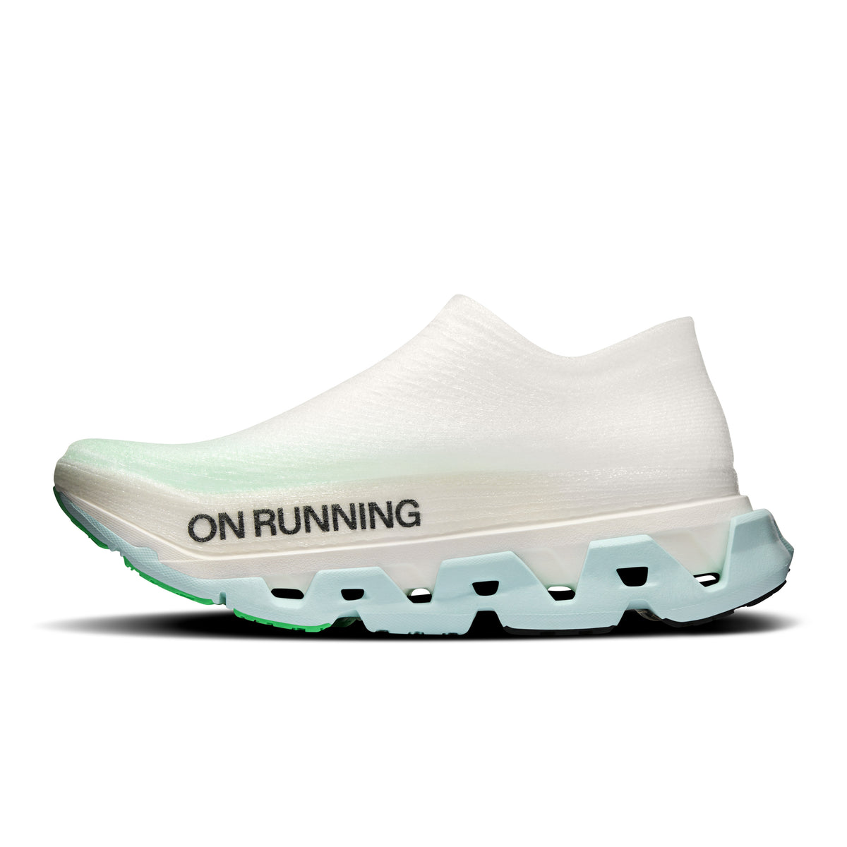 On LightSpray Cloudmonster 3 Hyper - Unisex in Flurry / Verdite - view 4