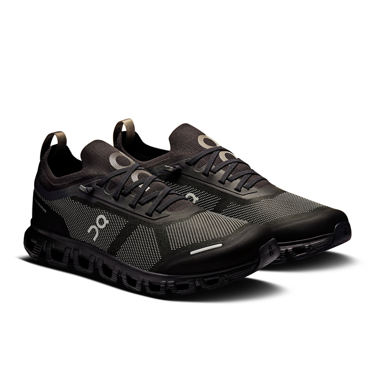 On Cloud 6 Versa - Men's in Black / Eclipse - view 6