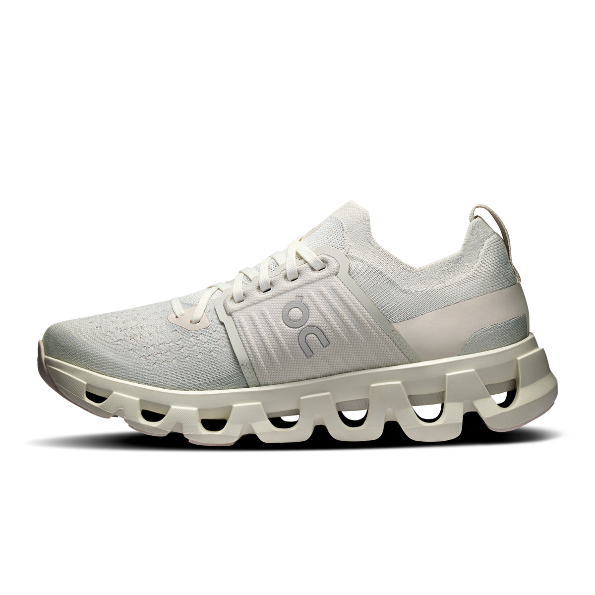 On Cloudswift 4 - Women's in Wolf / Sand - view 4