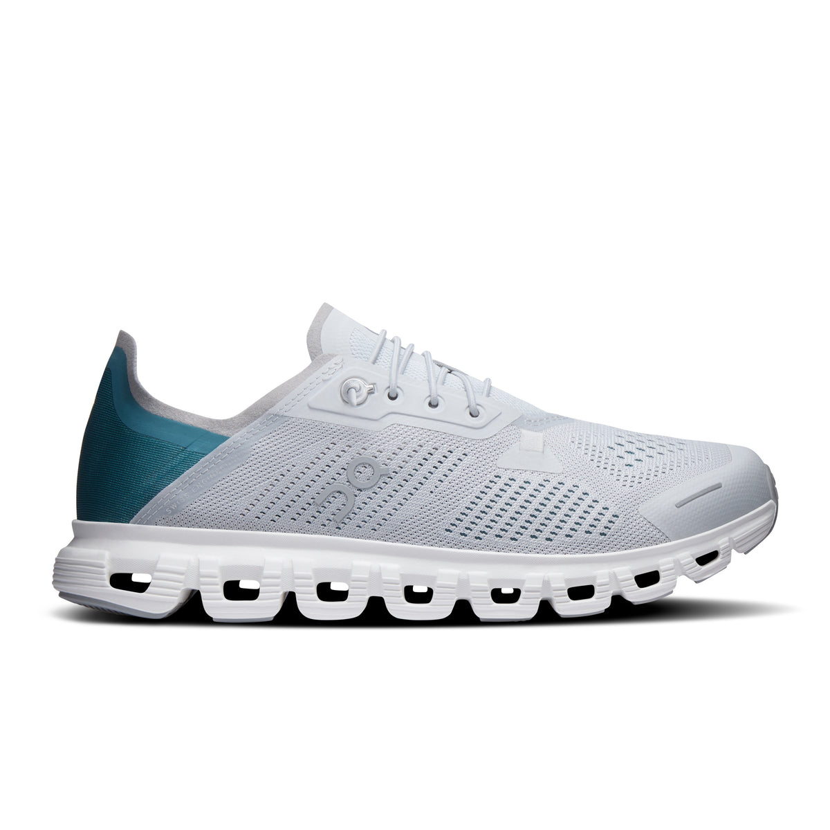 On Cloud 6 Coast - Women's in Glacier / Storm - primary view