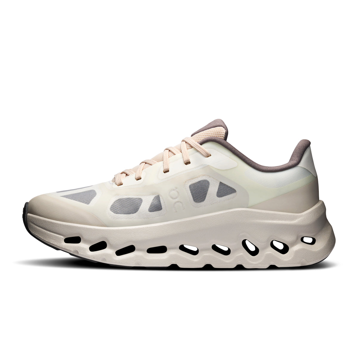 On Cloudtilt Remix - Women's in Silver / Ivory - view 4