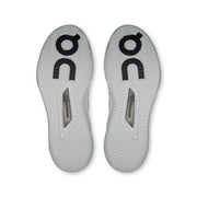 On THE ROGER Pro 3 Clay - Men's in Ivory / Jay - view 3