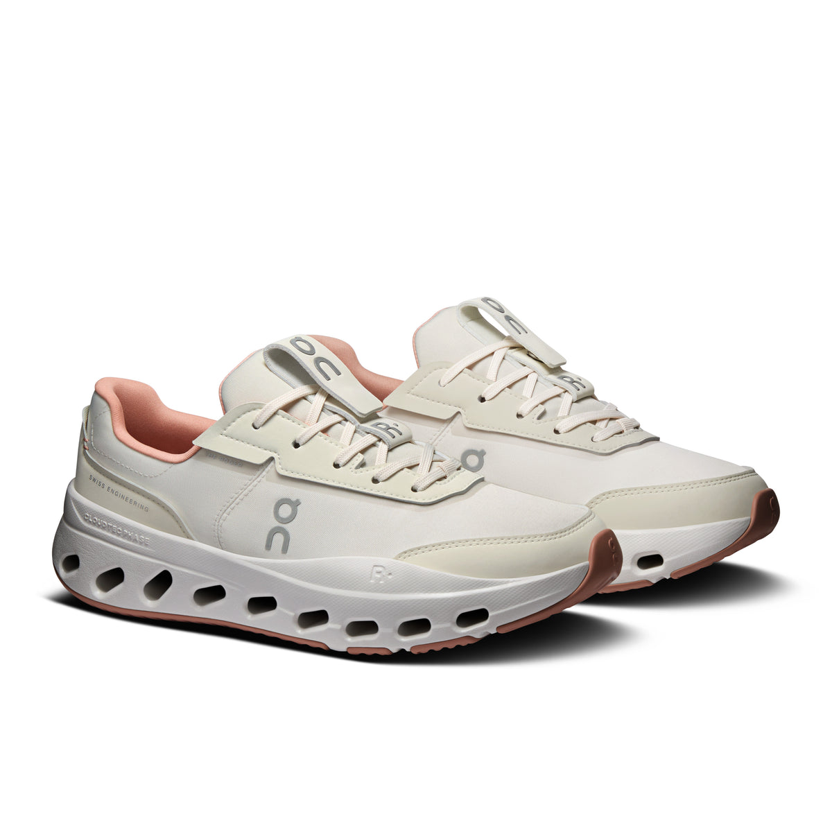 On THE ROGER Wildcard - Women's in Dew / Argil - view 6