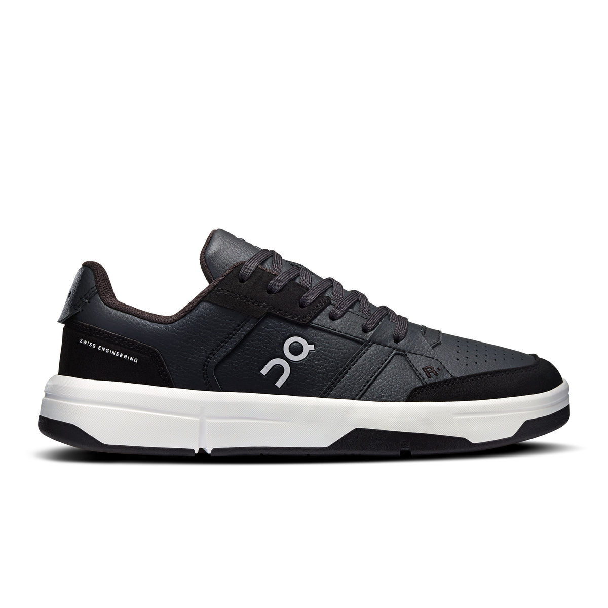 On THE ROGER Clubhouse - Women's in Black / White - primary view