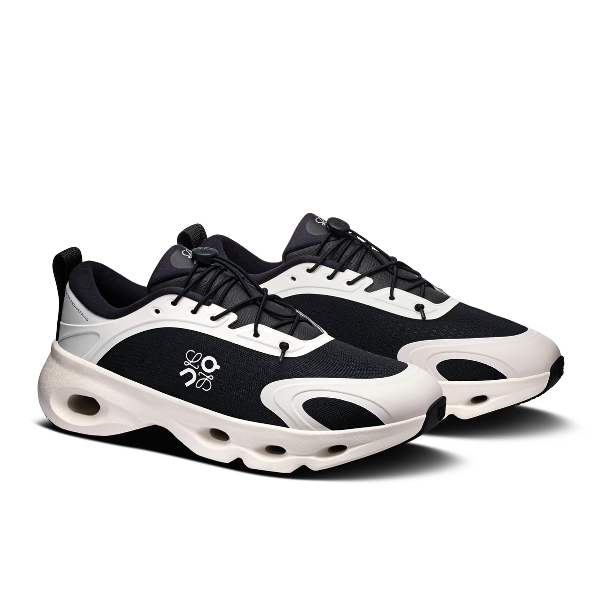 On Cloudsolo LOEWE - Women's in Black / Eggshell - view 6