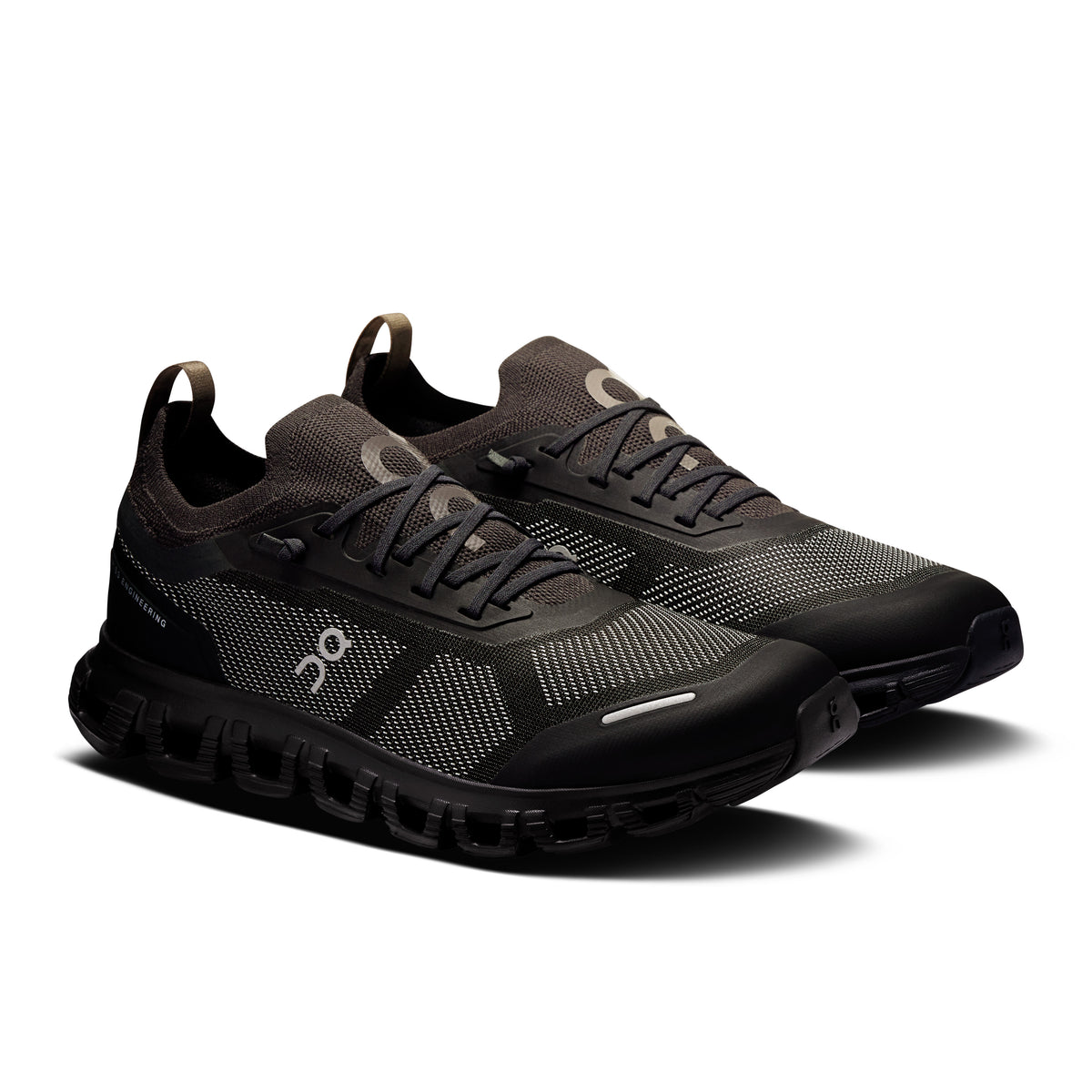 On Cloud 6 Versa - Women's in Black / Eclipse - view 6