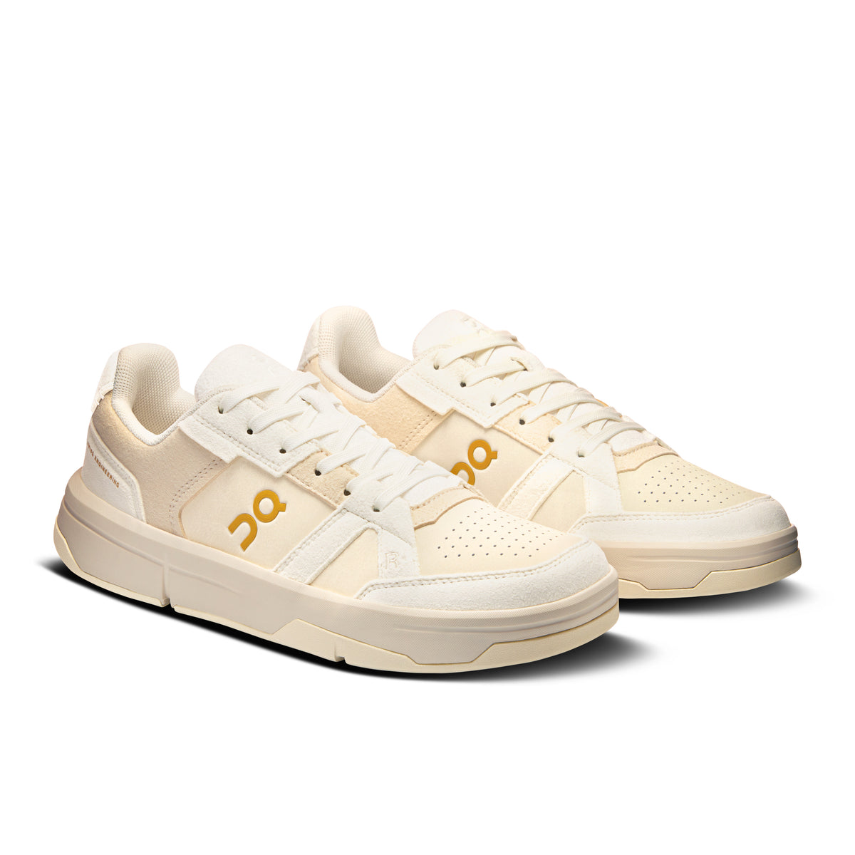 On THE ROGER Clubhouse Ace - Women's in Ivory / Dew - view 6