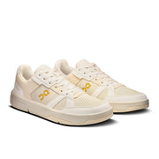 On THE ROGER Clubhouse Ace - Men's in Ivory / Dew - view 6
