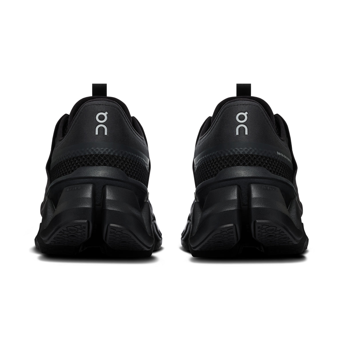 On Cloudswift Amp - Women's in Black / Silver - view 5
