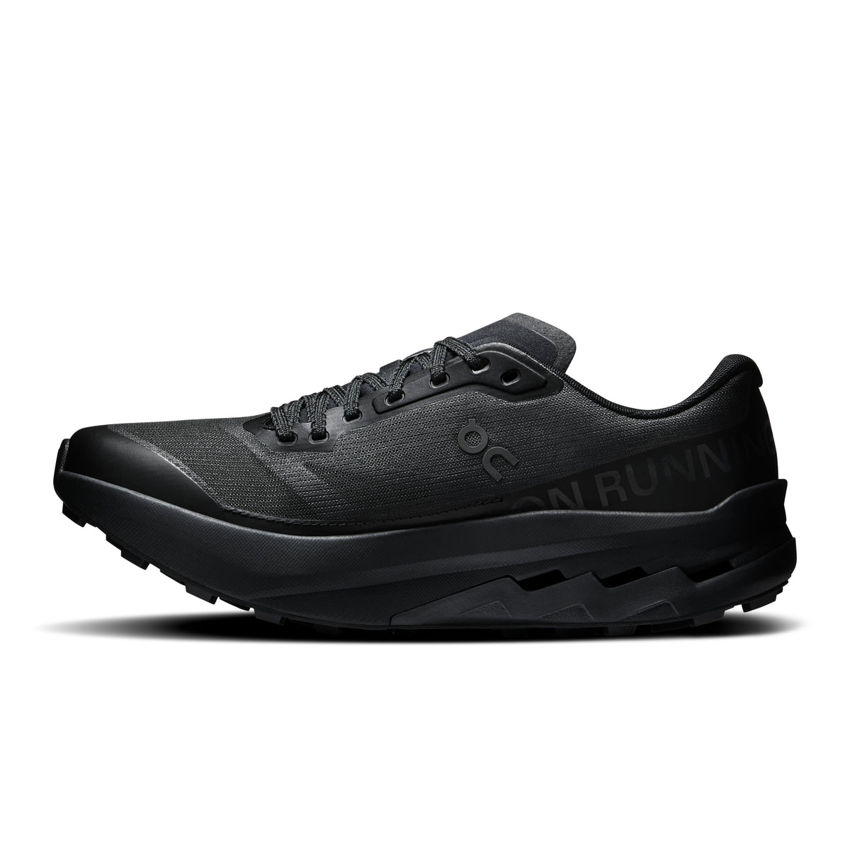 On Cloudultra Peak - Women's in Black / Black - view 4