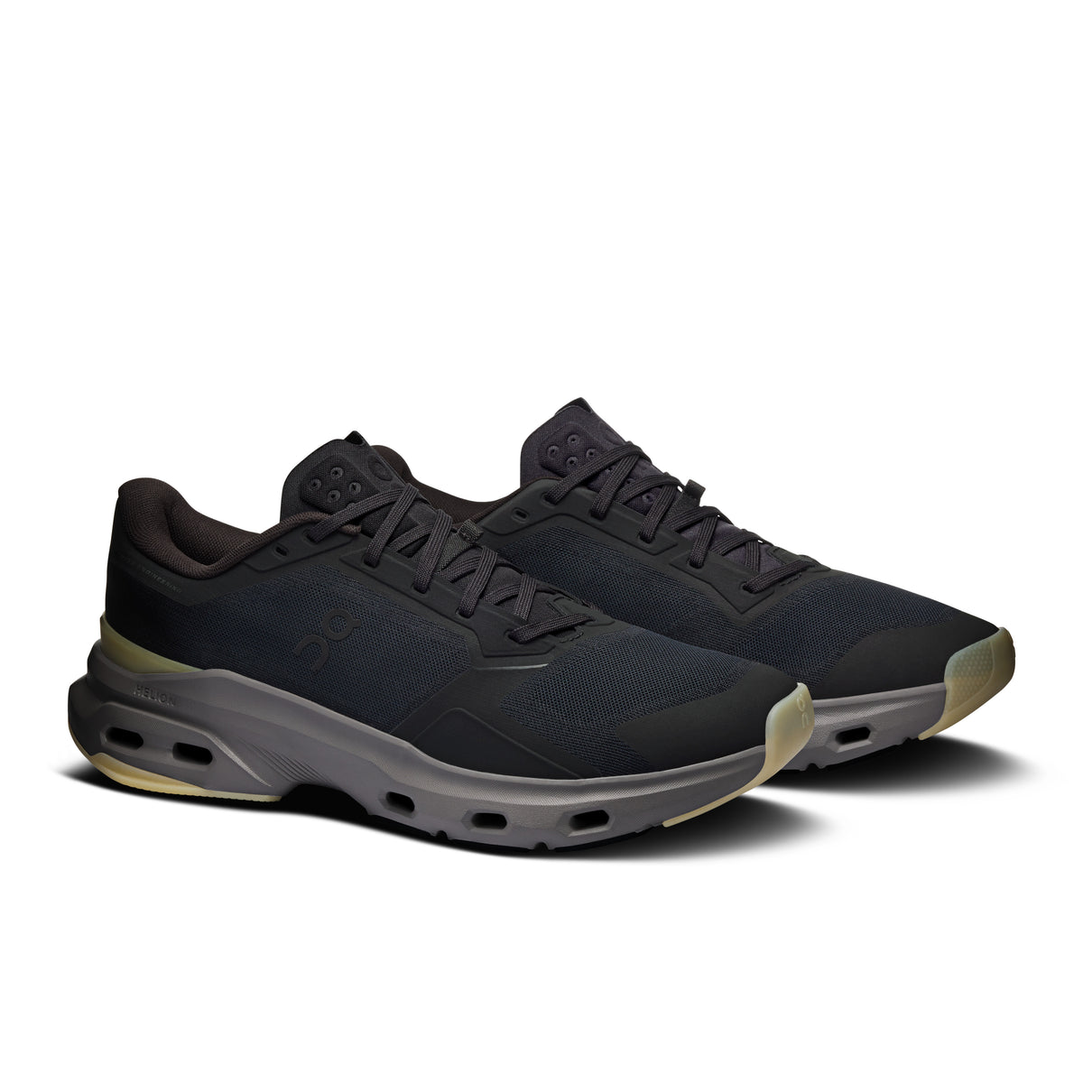On Cloudpulse 2 - Men's in Black / Ore - view 6