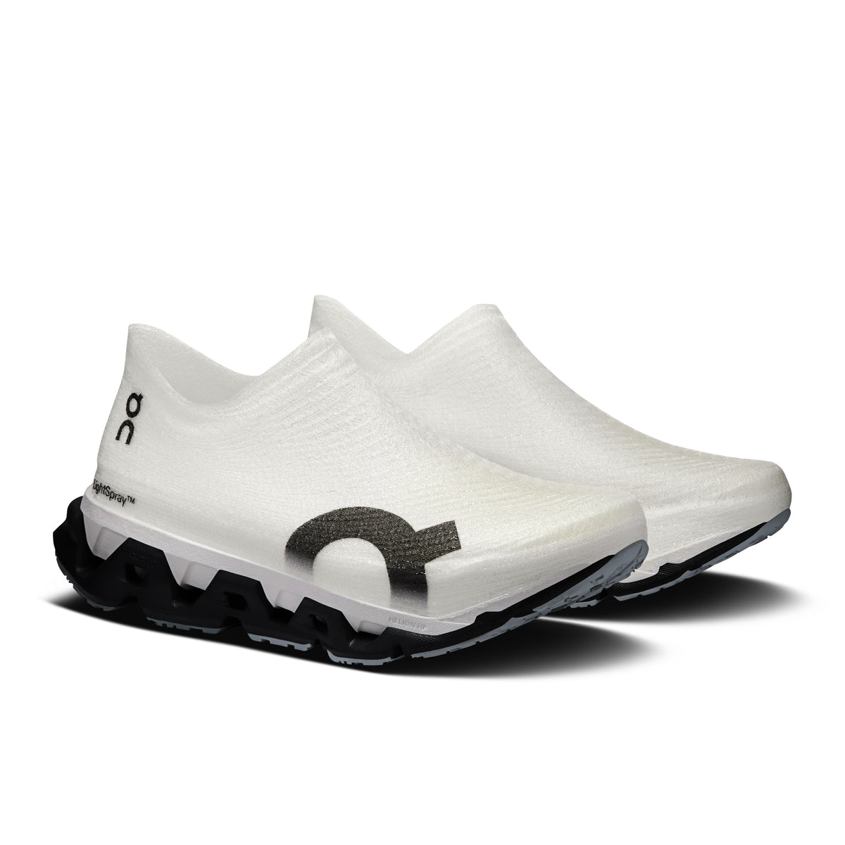 On LightSpray Cloudmonster 3 Hyper - Unisex in Black / Apollo - view 6