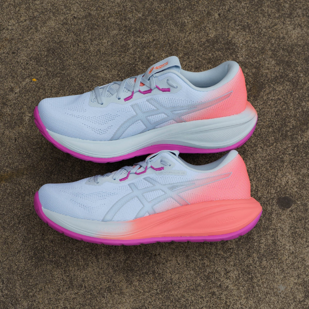 ASICS GEL-Cumulus 28 de mujer