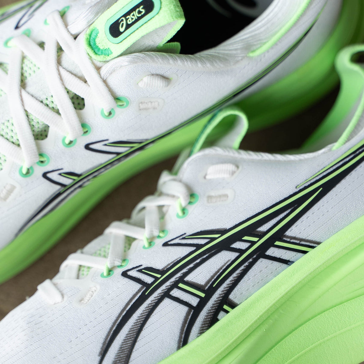 ASICS GEL-Nimbus 28 para hombre
