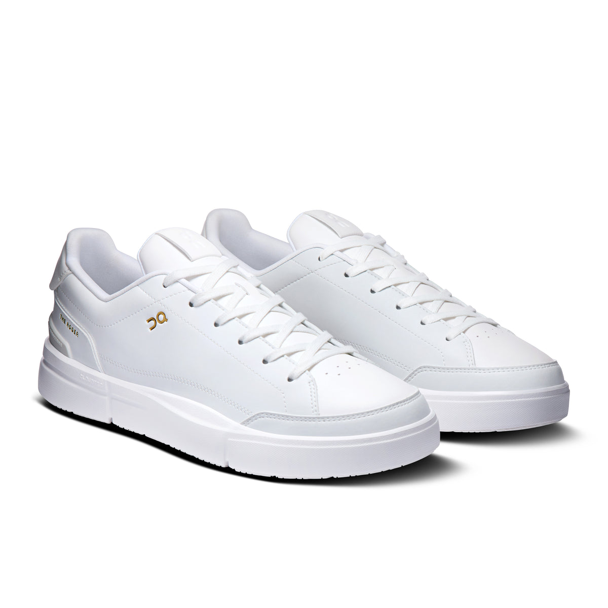 On THE ROGER Centre Court - Men's in White / White - view 6