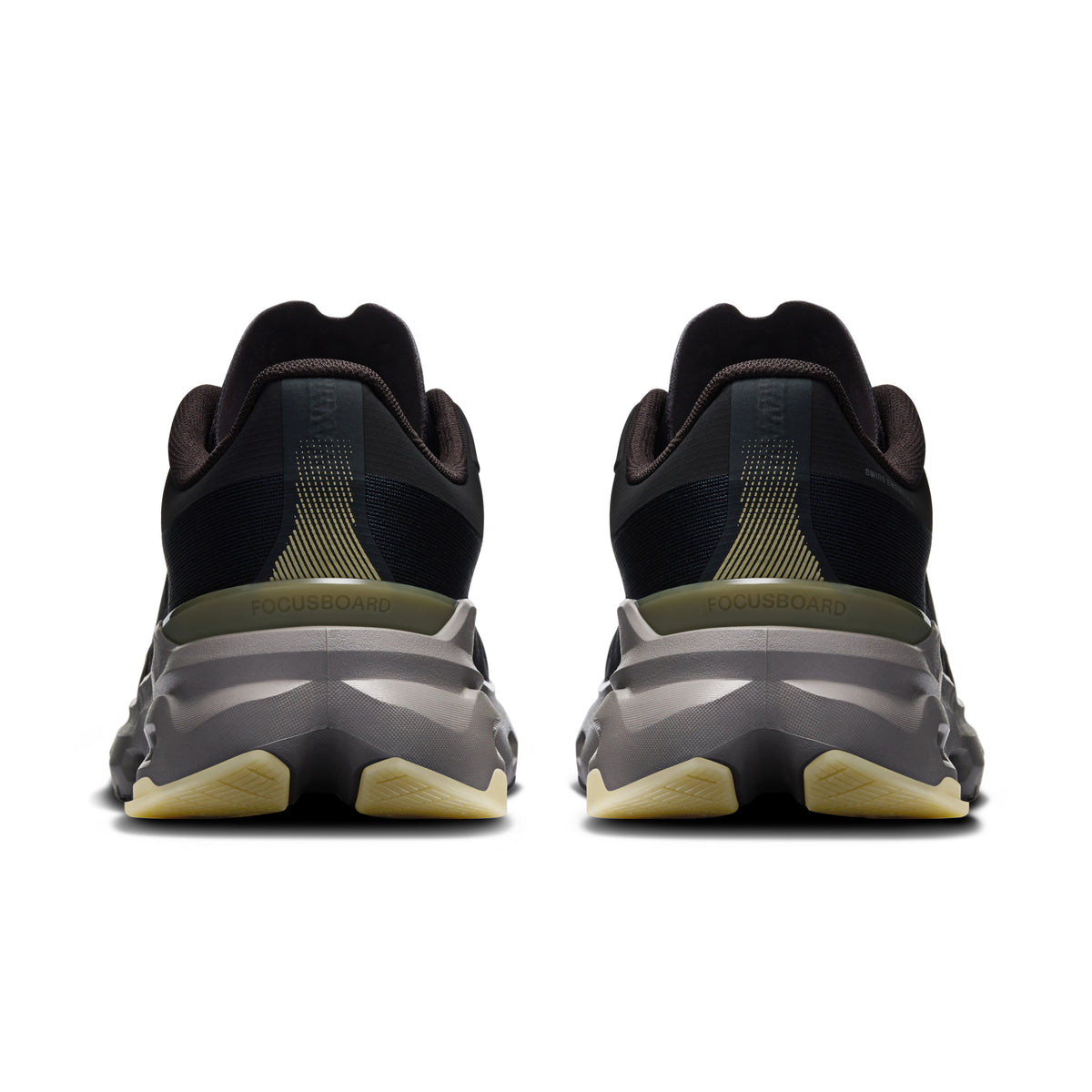 On Cloudpulse 2 - Men's in Black / Ore - view 5