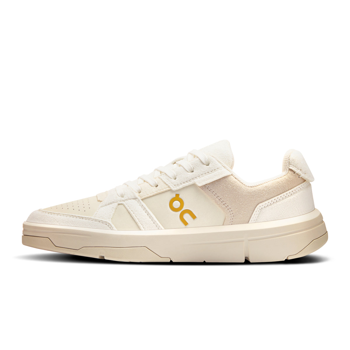 On THE ROGER Clubhouse Ace - Women's in Ivory / Dew - view 4