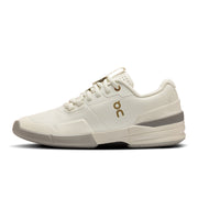 On THE ROGER Pro Ace - Women's in Ivory / Fog - view 4