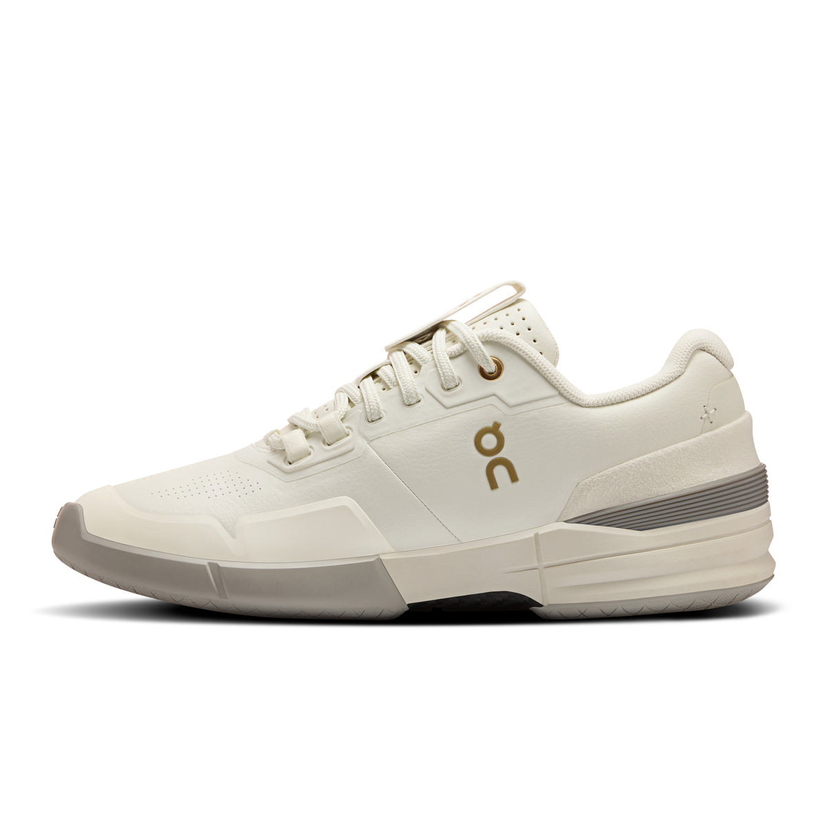 On THE ROGER Pro Ace - Women's in Ivory / Fog - view 4