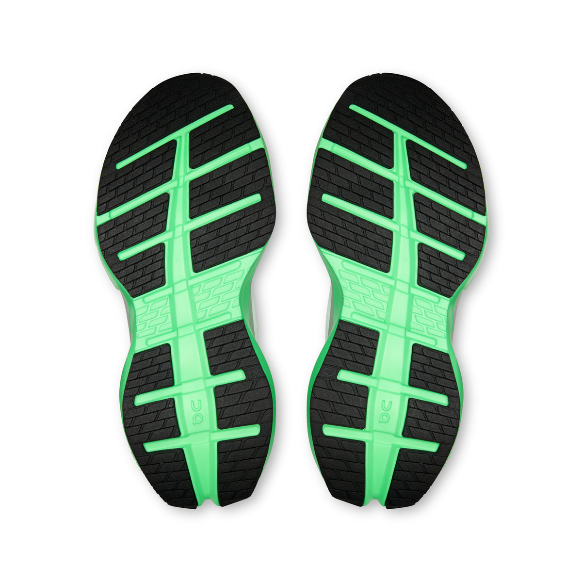 On Cloudrunner 3 Max - Women's in White / Verdite - view 3
