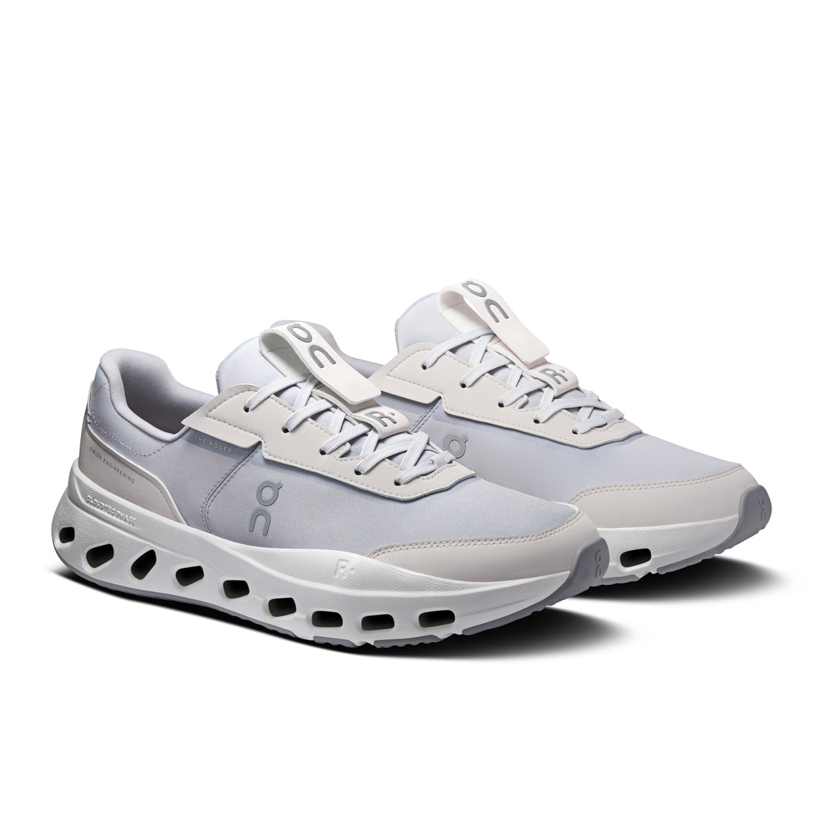 On THE ROGER Wildcard - Men's in Glacier / Ivory - view 6