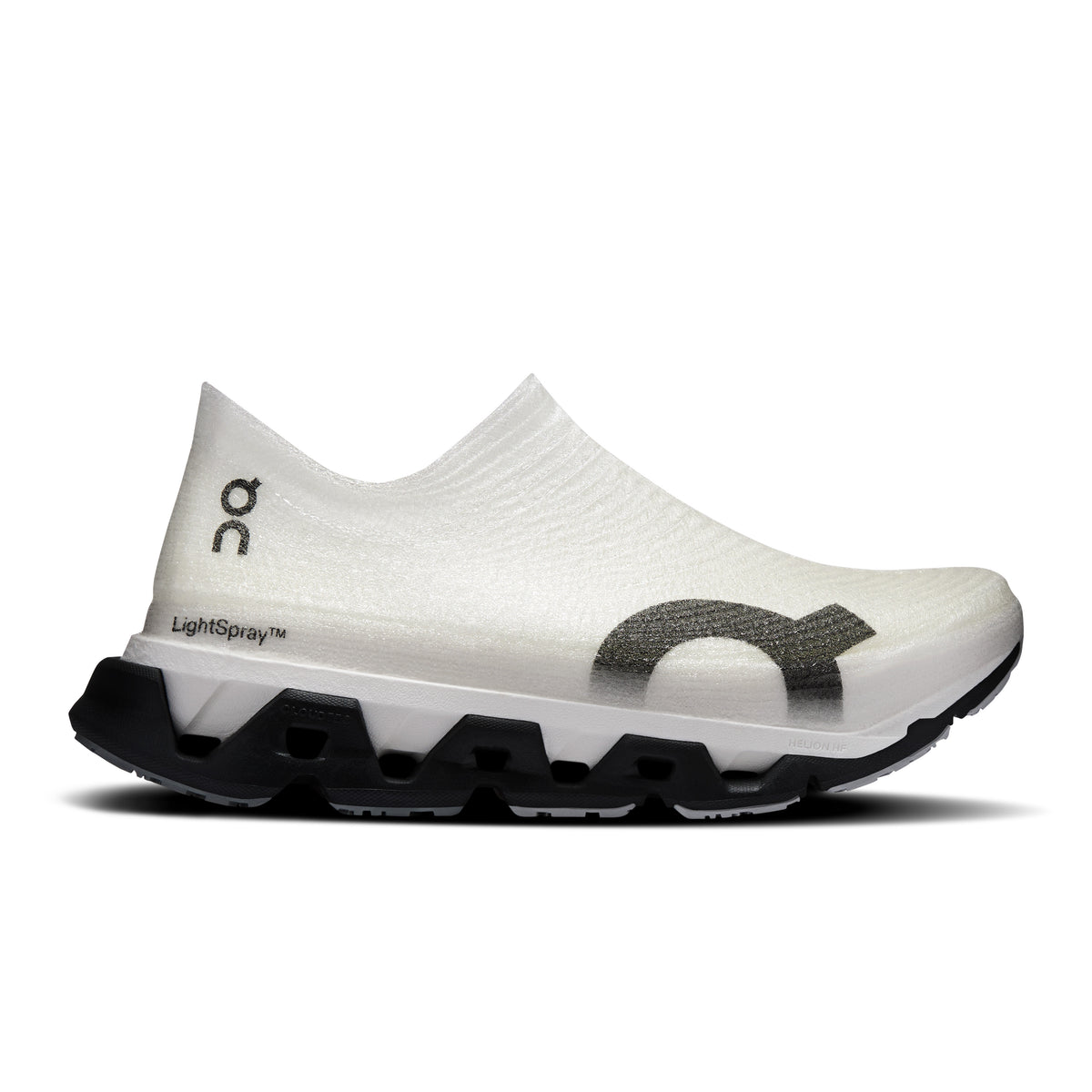 On LightSpray Cloudmonster 3 Hyper - Unisex in Black / Apollo - primary view