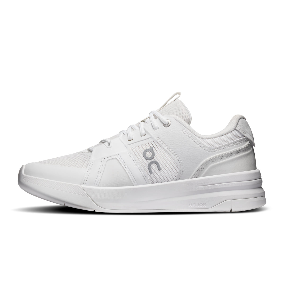 On THE ROGER Clubhouse Pro 2 - Women's in White / Ivory - view 4