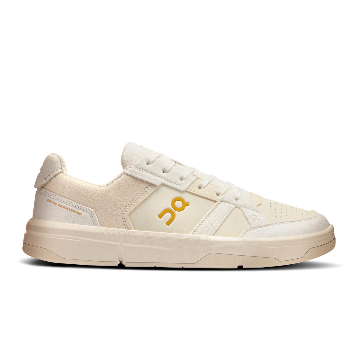 On THE ROGER Clubhouse Ace - Men's in Ivory / Dew - primary view