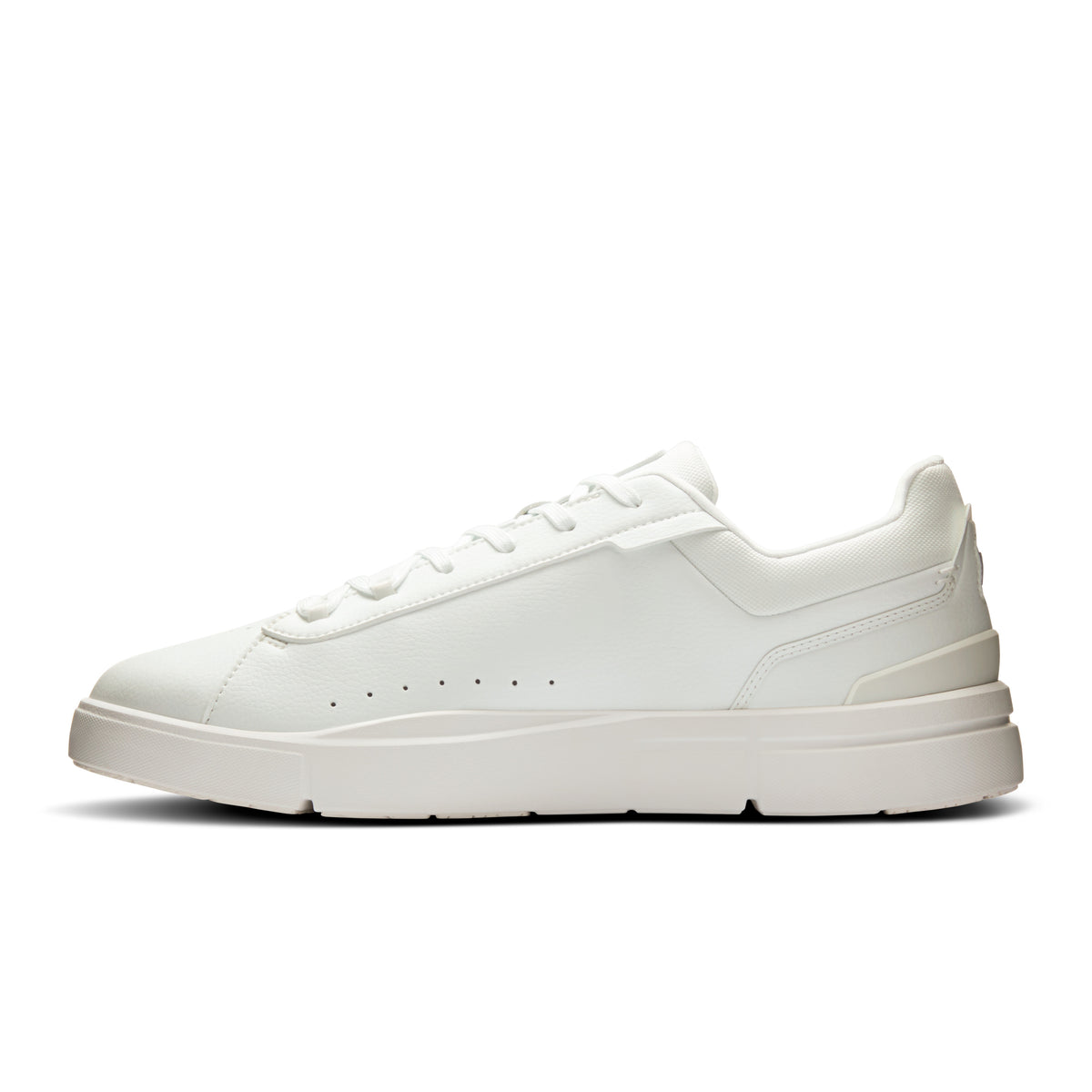 On THE ROGER Advantage - Men's in White / White - view 4