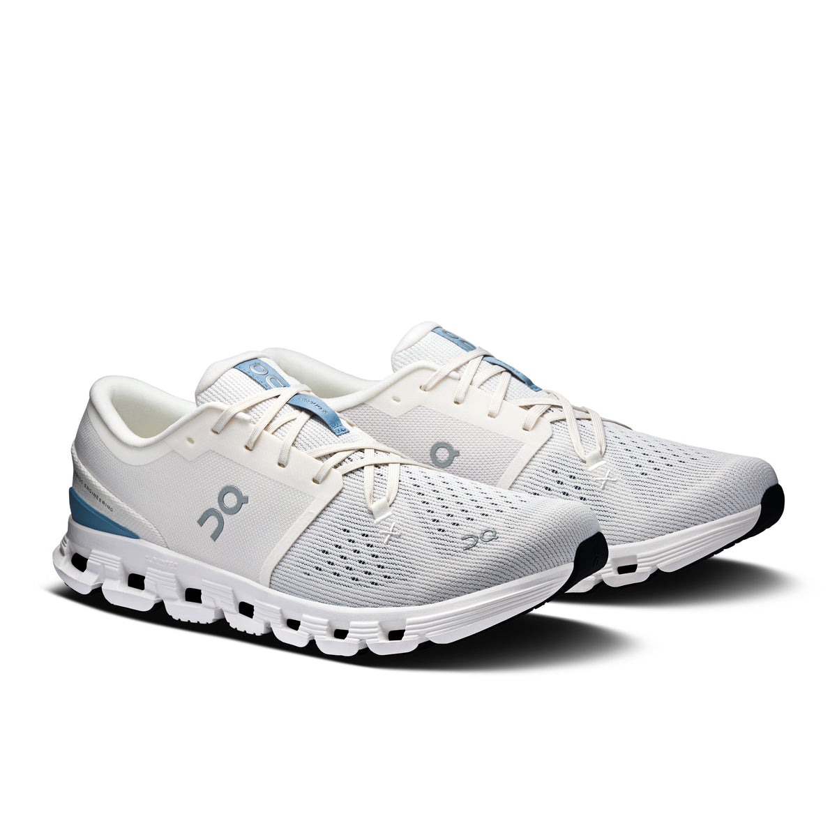 On Cloud X 4 - Men's - Classic Collection Ivory / Steel in Ivory / Steel - view 6
