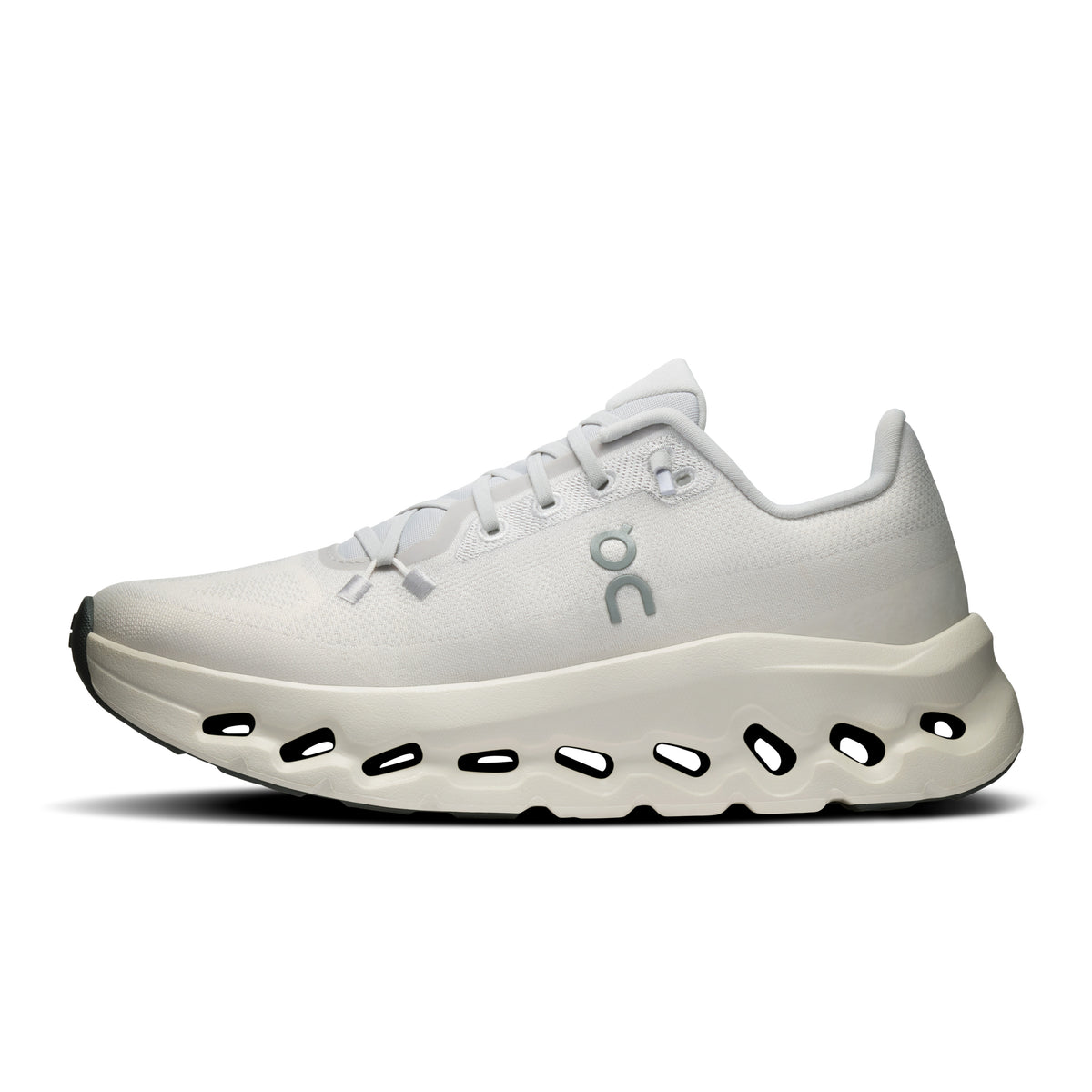 On Cloudtilt - Women's - Limited Edition Glacier / Ivory in Glacier / Ivory - view 4