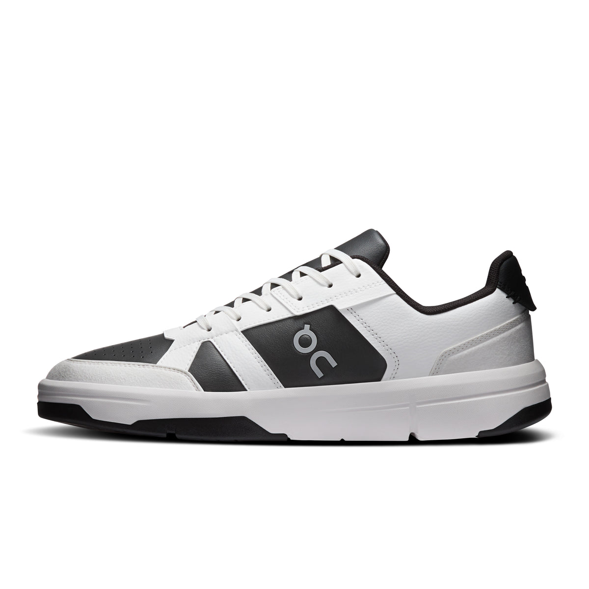 On THE ROGER Clubhouse - Men's in White / Onyx - view 4