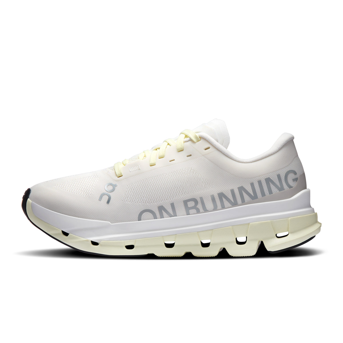 On Cloudflow 5 - Women's in Ivory / Seedling - view 4